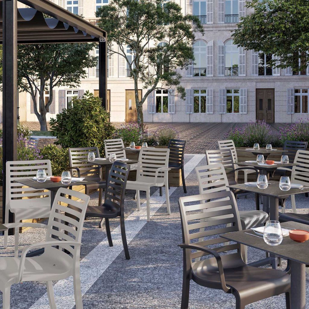 Stay up to date with New Products from Grosfillex.